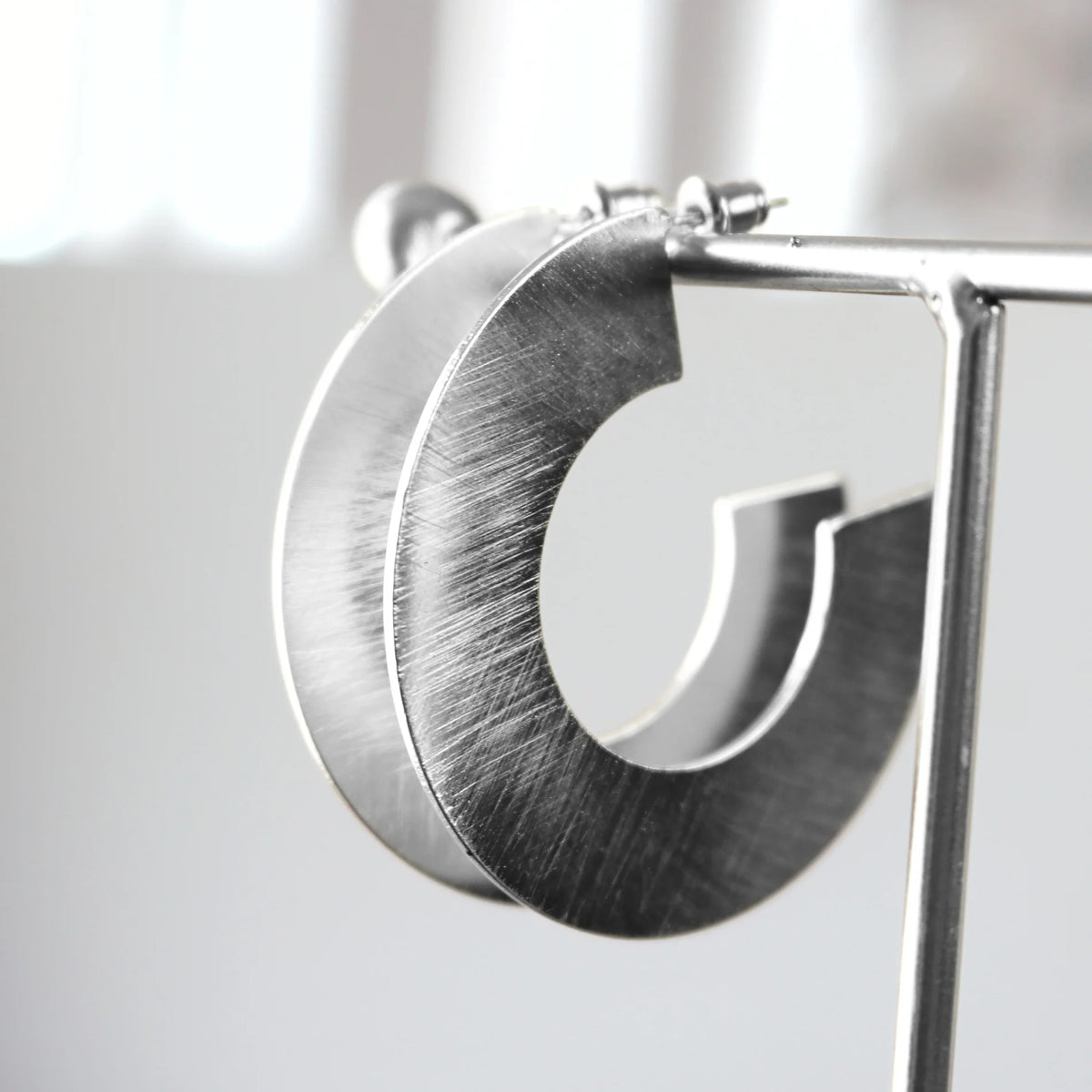 DNSK- Alaya Chunky Flat Hoop Silver