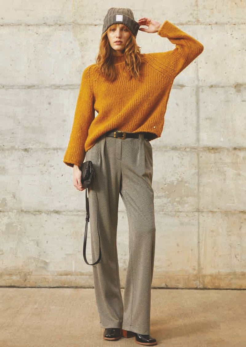 Andam -  Mustard Chunky Knit