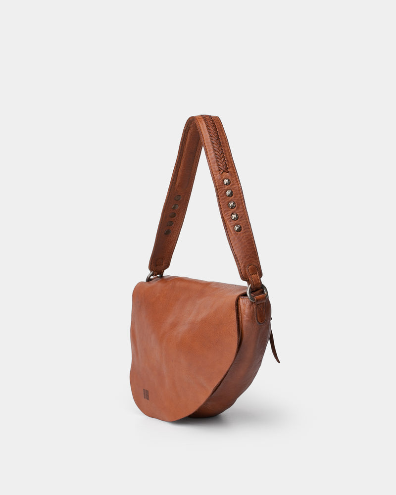 BIBA-BAG-TAO1L_02_8-Leather-Handbag