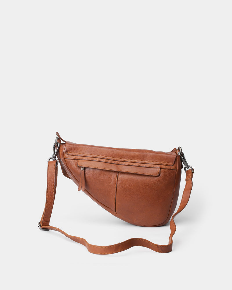 BIBA-BAG-TAO1L_06_8-Leather-Handbag