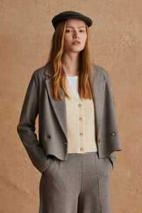 Yerse Cropped Blazer