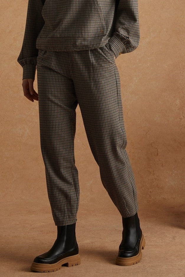 Yerse Plaid Trouser with Cuff