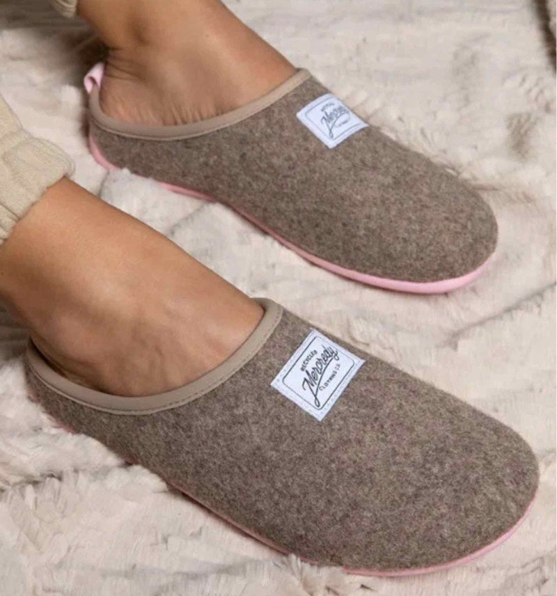 mercredy-slippers-at-kings-road-fashions
